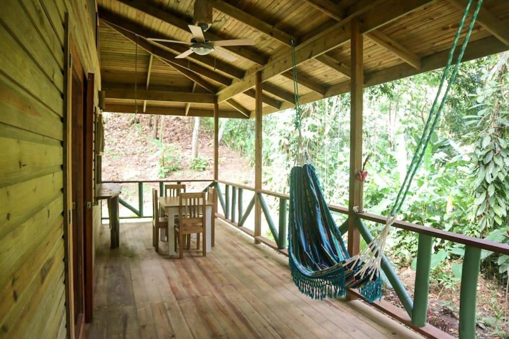 Jungle Beach 2 Bedroom Cottage ボカス・タウン エクステリア 写真